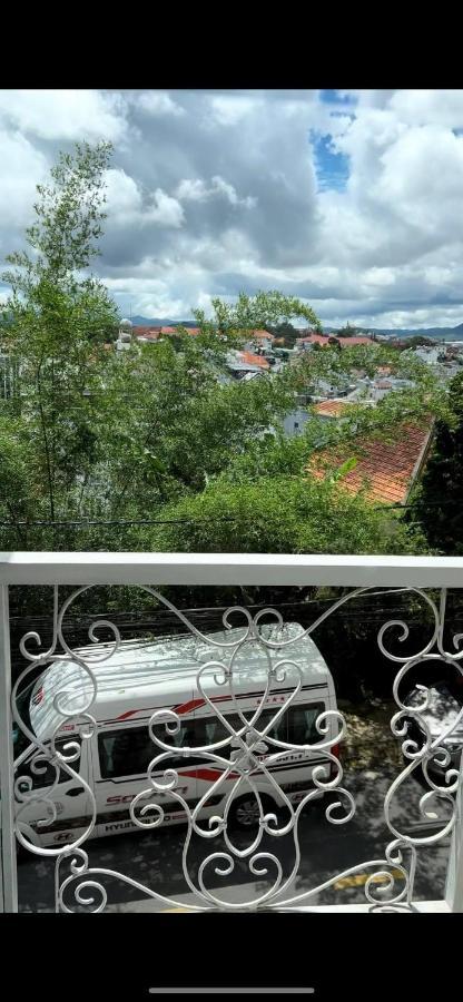 Hotel Phuong Trinh 大叻 外观 照片