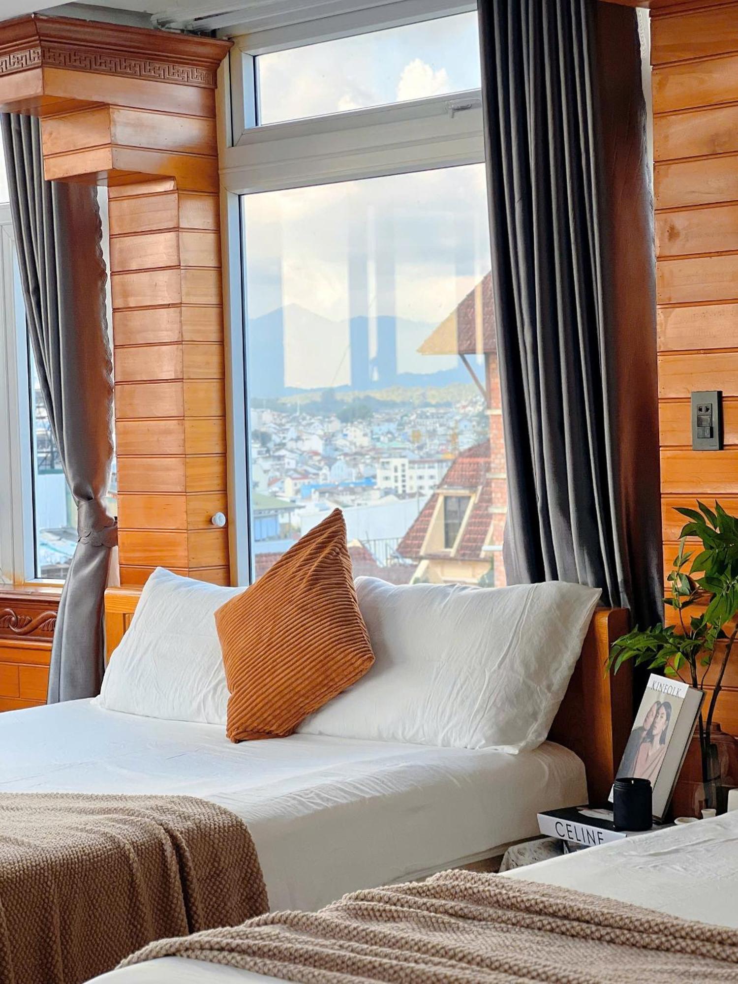 Hotel Phuong Trinh 大叻 外观 照片