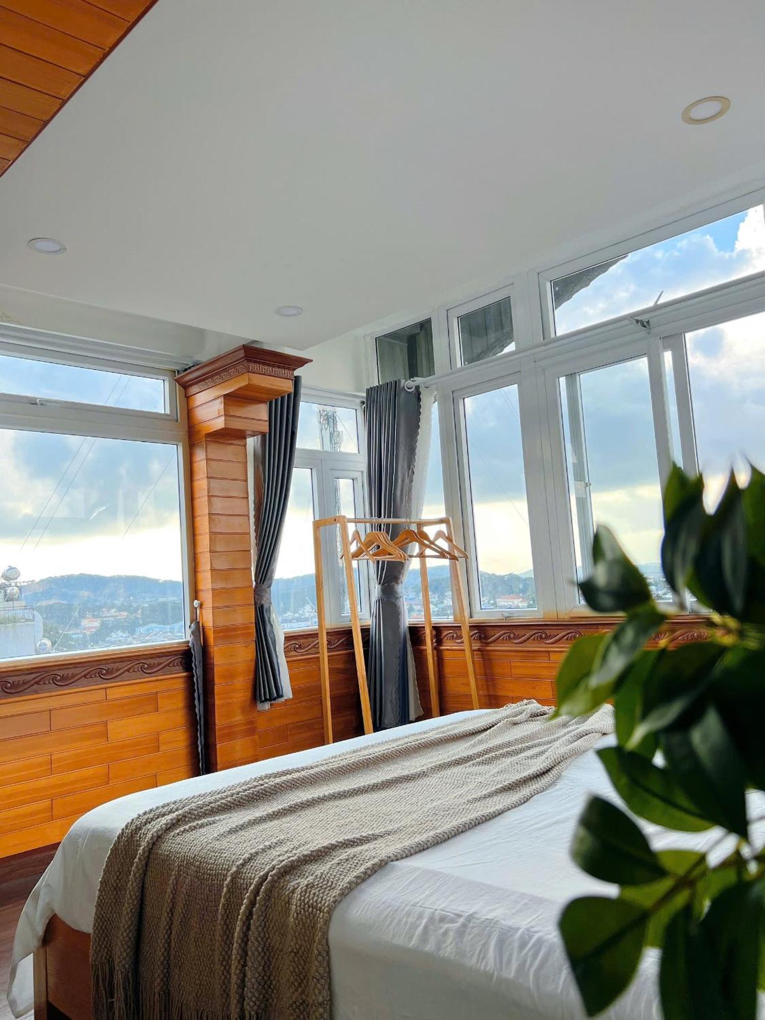 Hotel Phuong Trinh 大叻 外观 照片
